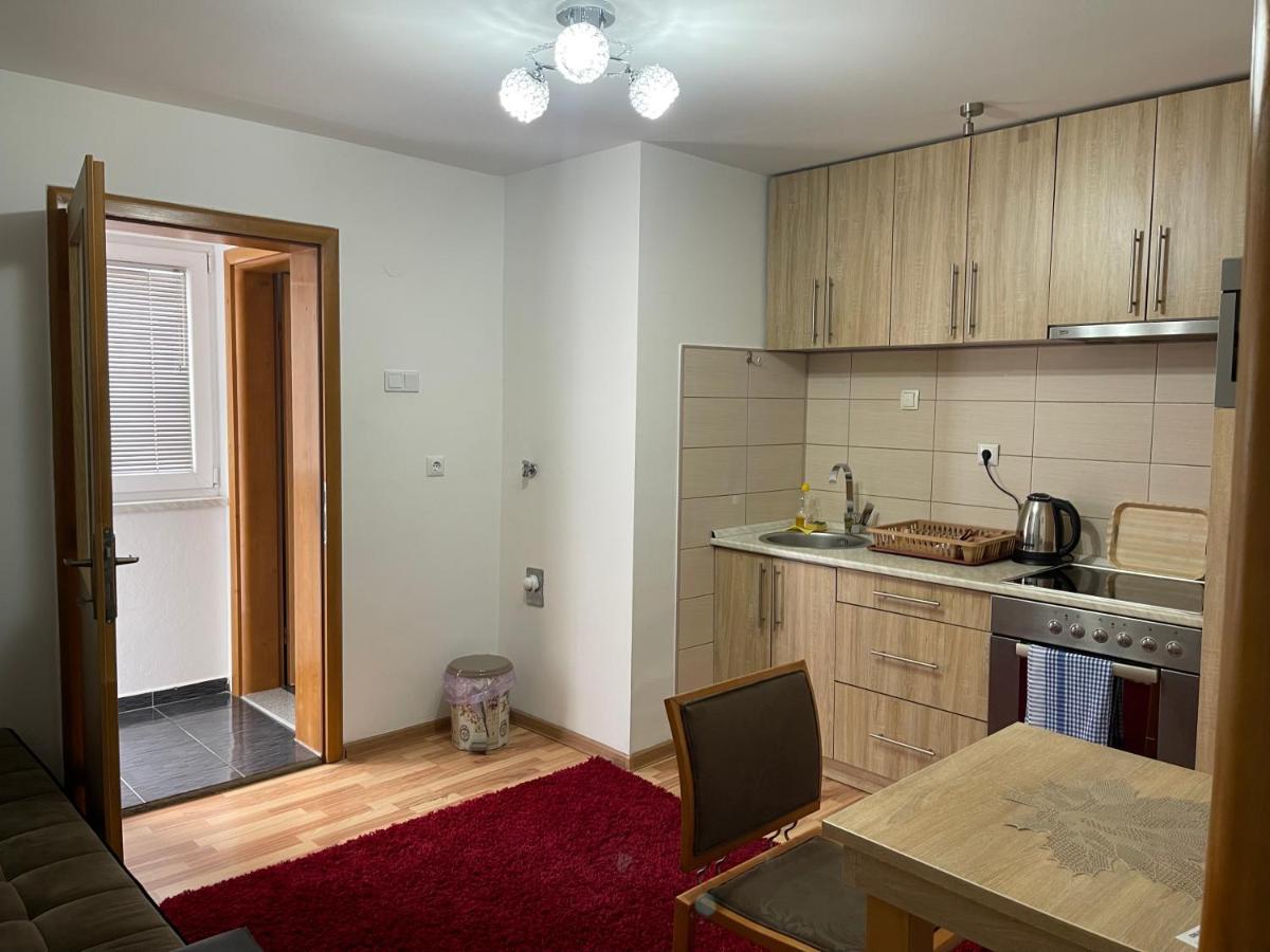 Apartmani Brod Ζένιτσα Εξωτερικό φωτογραφία